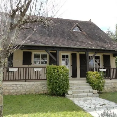House L'escurol 度假居 布里特努